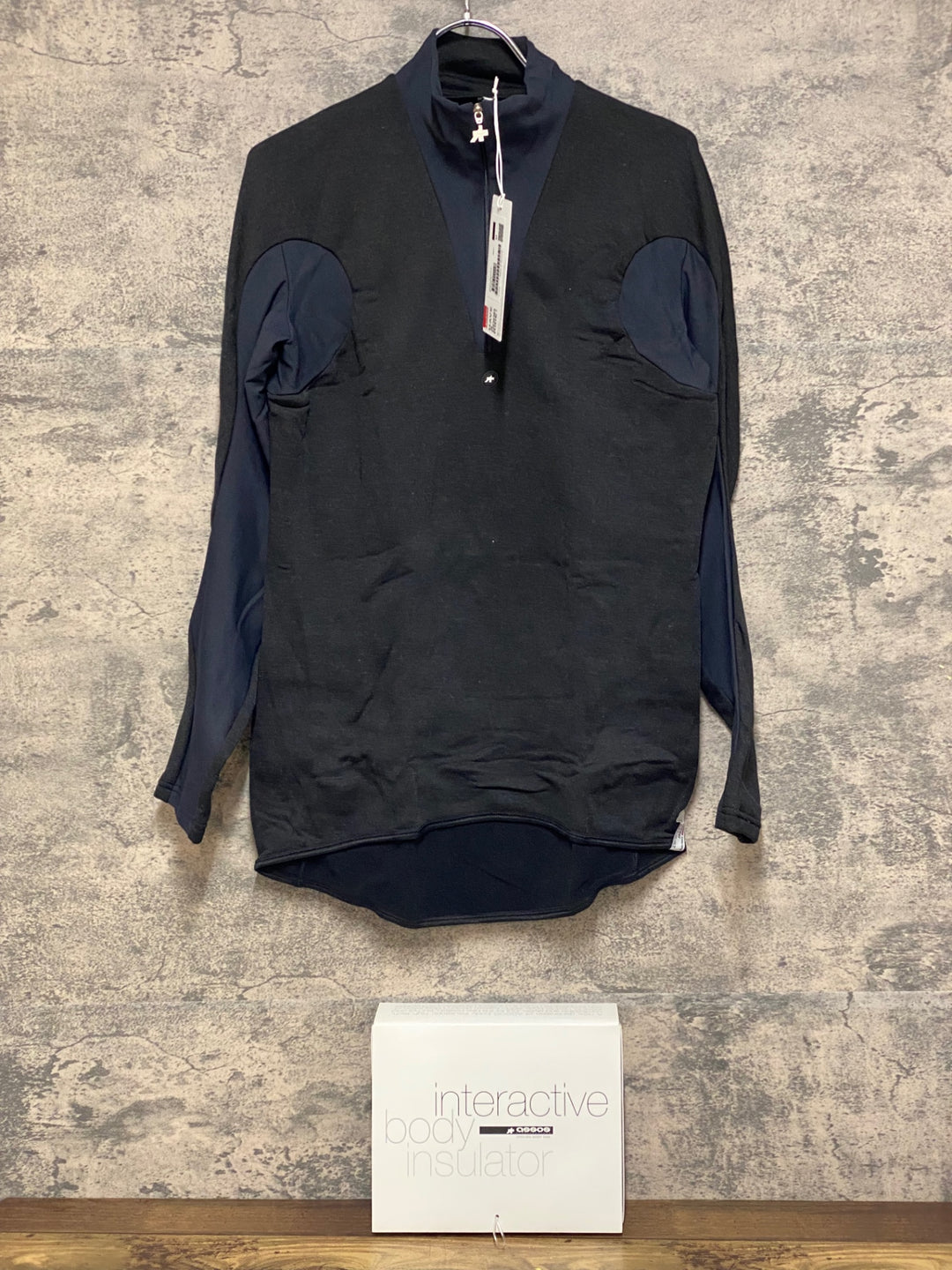 JQ351 アソス ASSOS Winter inter active 長袖 ベースレイヤー黒 M