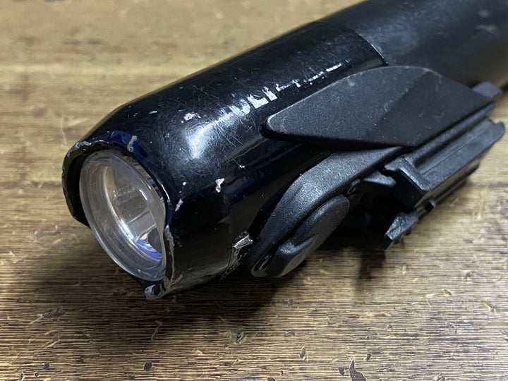 JZ943 キャットアイ CATEYE ボルト VOLT400 フロントライト