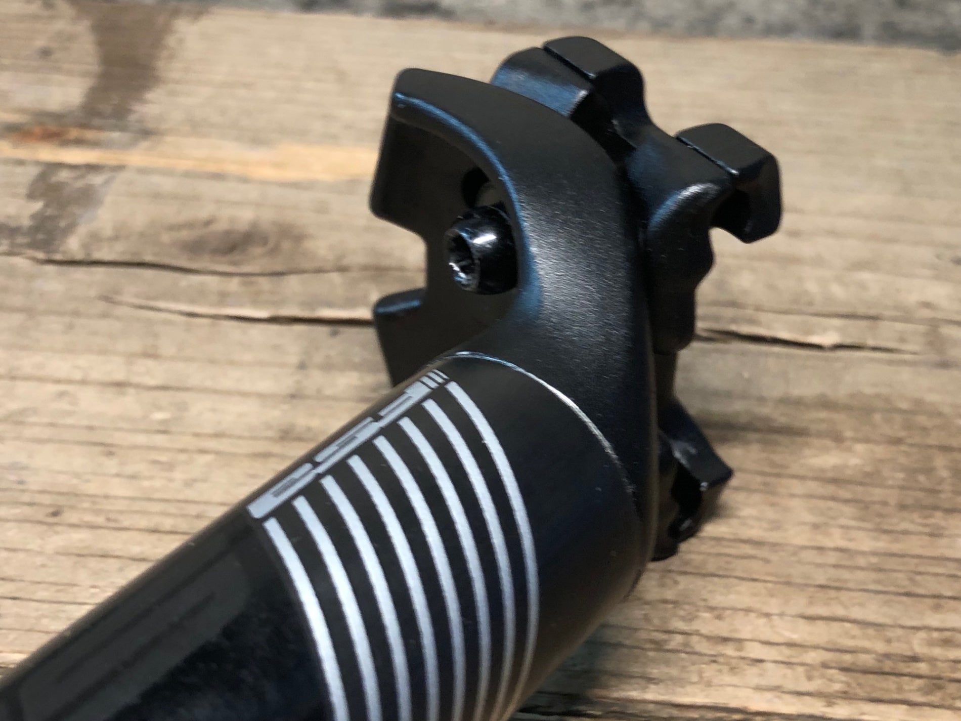 JP933 FSA SL-K UD CARBON カーボンシートポスト Φ31.6 290mm ※カット