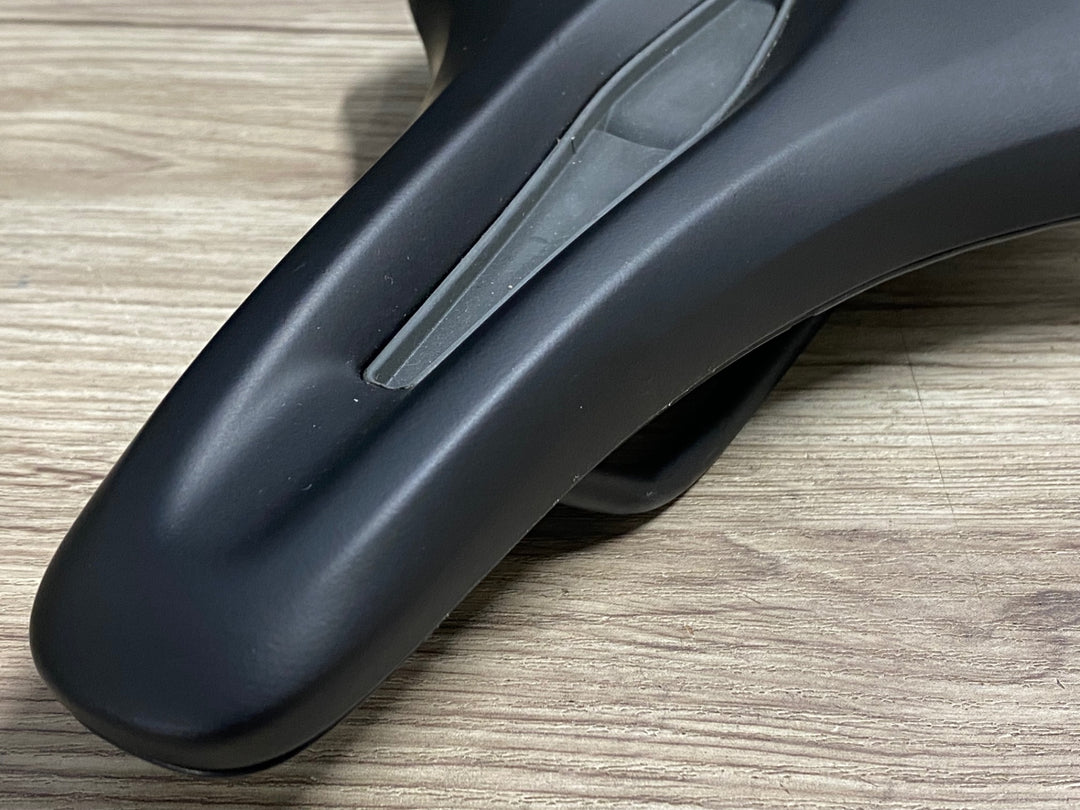 KQ630 フィジーク fizik TERRA ARGO X5 サドル 黒 160mm S-Alloyレール
