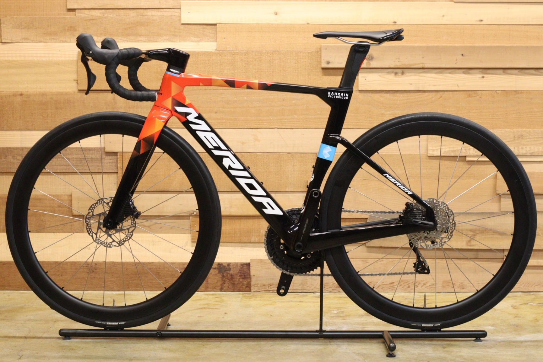 MERIDA REACTO Sサイズ ブラック/レッド MERIDA REACTO Sサイズ ブラック/レッド リアクト400 メリダ -MERIDA