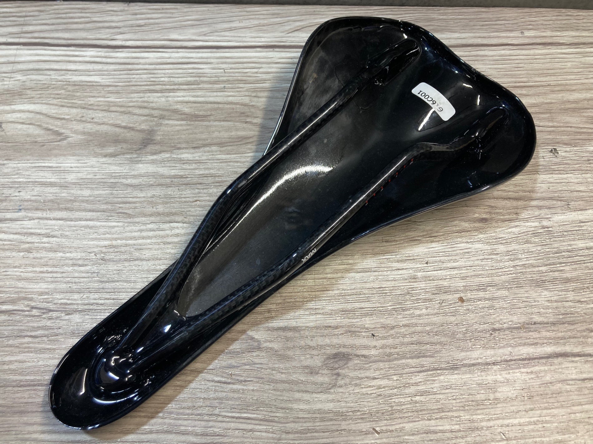 KJ132 トライゴン TRIGON HMCARBON フルカーボン サドル – BICI AMORE