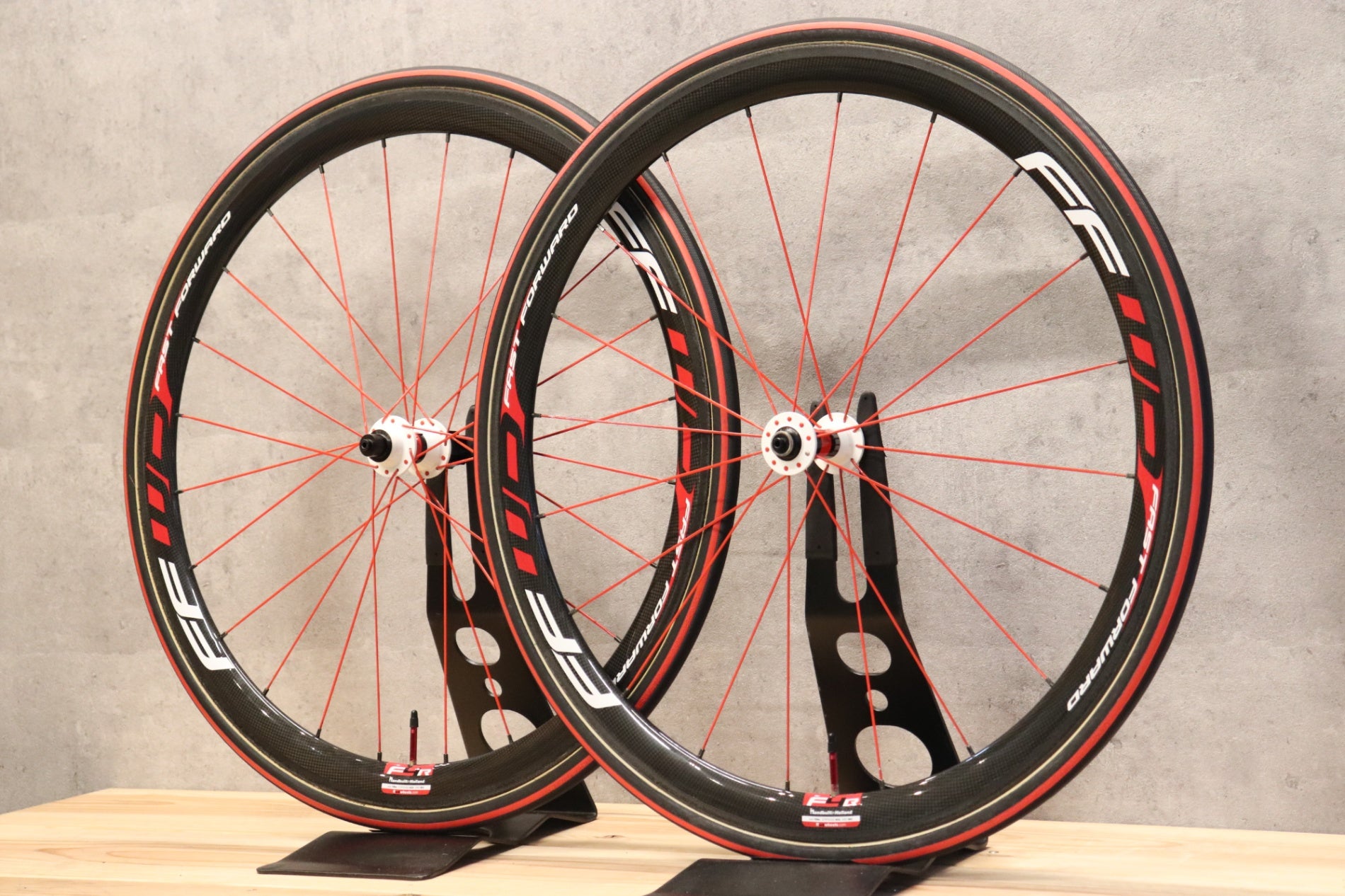日本限定カラー!】 ファストフォワード FFWD F4R JAPAN Limited