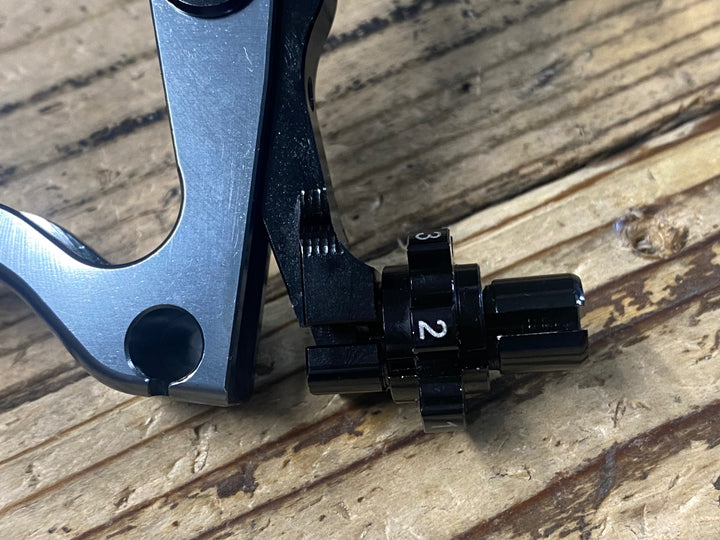 KE555 ライデア RIDEA V-Type Lever CNC XFH2 ブレーキレバー 2フィンガー グレー Φ22.2