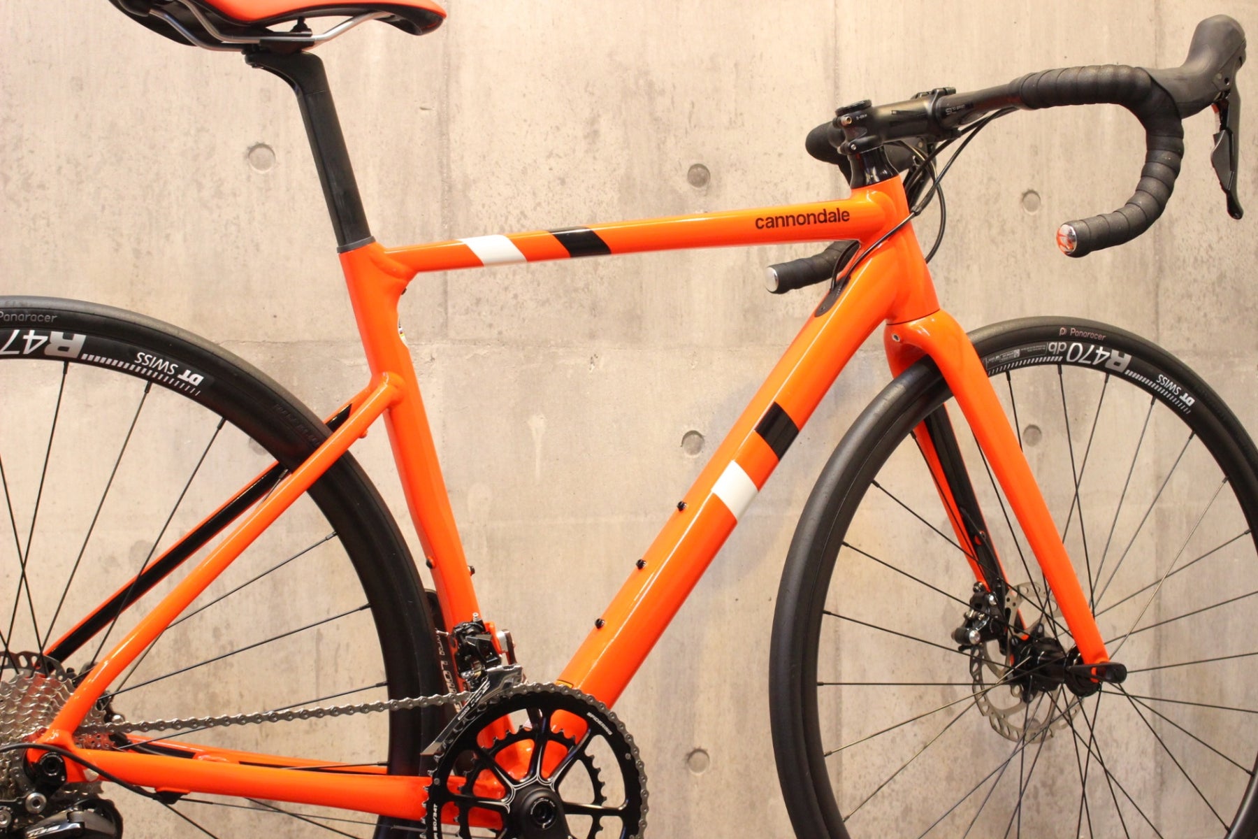 キャノンデール CAAD13 アルミロードバイク　2020年モデル キャノンデール CANNONDALE CAAD13 DISC 2020 51サイズ シマノ 105