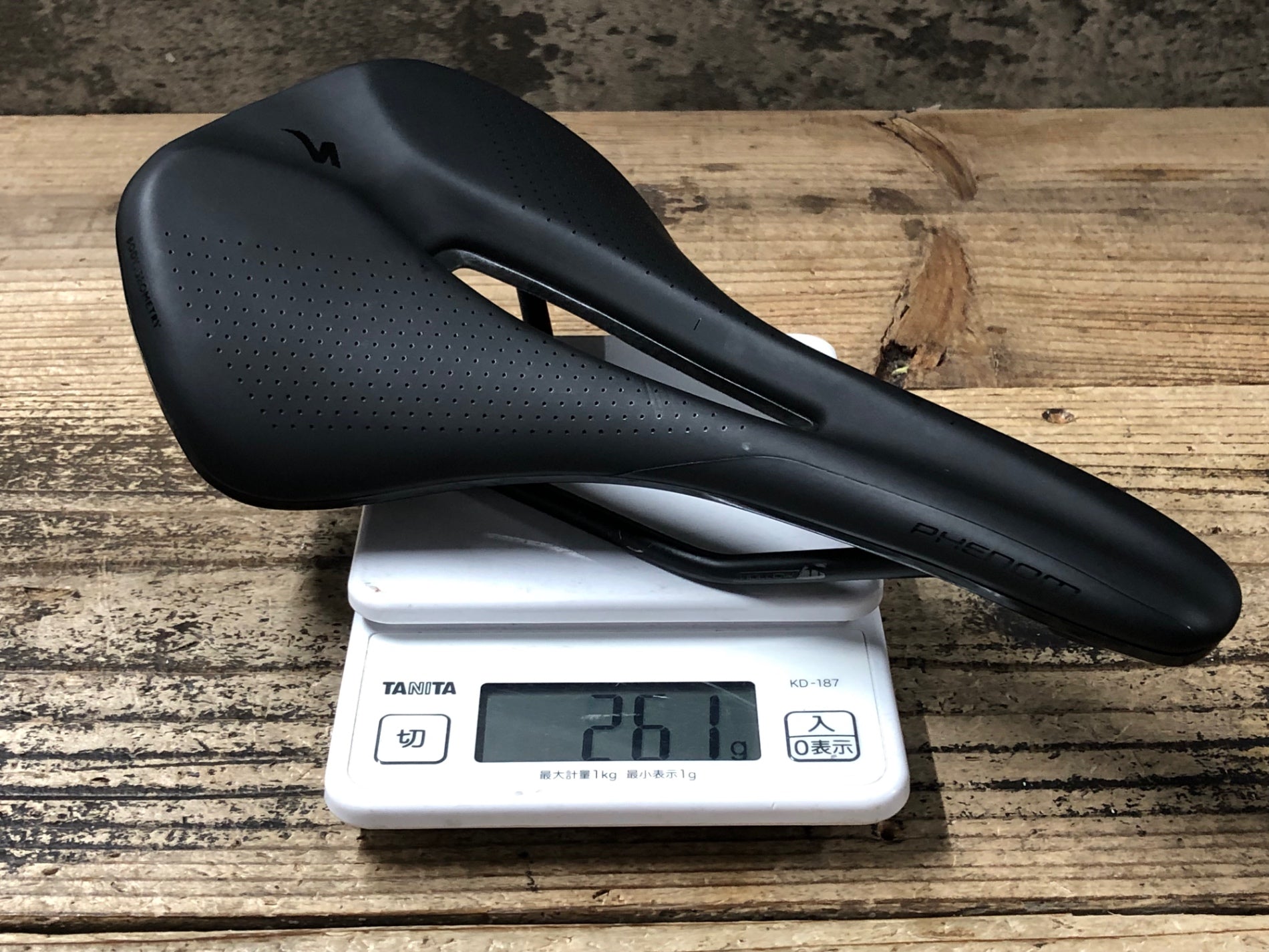JZ392 スペシャライズド SPECIALIZED PHENOM EXPERT サドル 155mm Ti