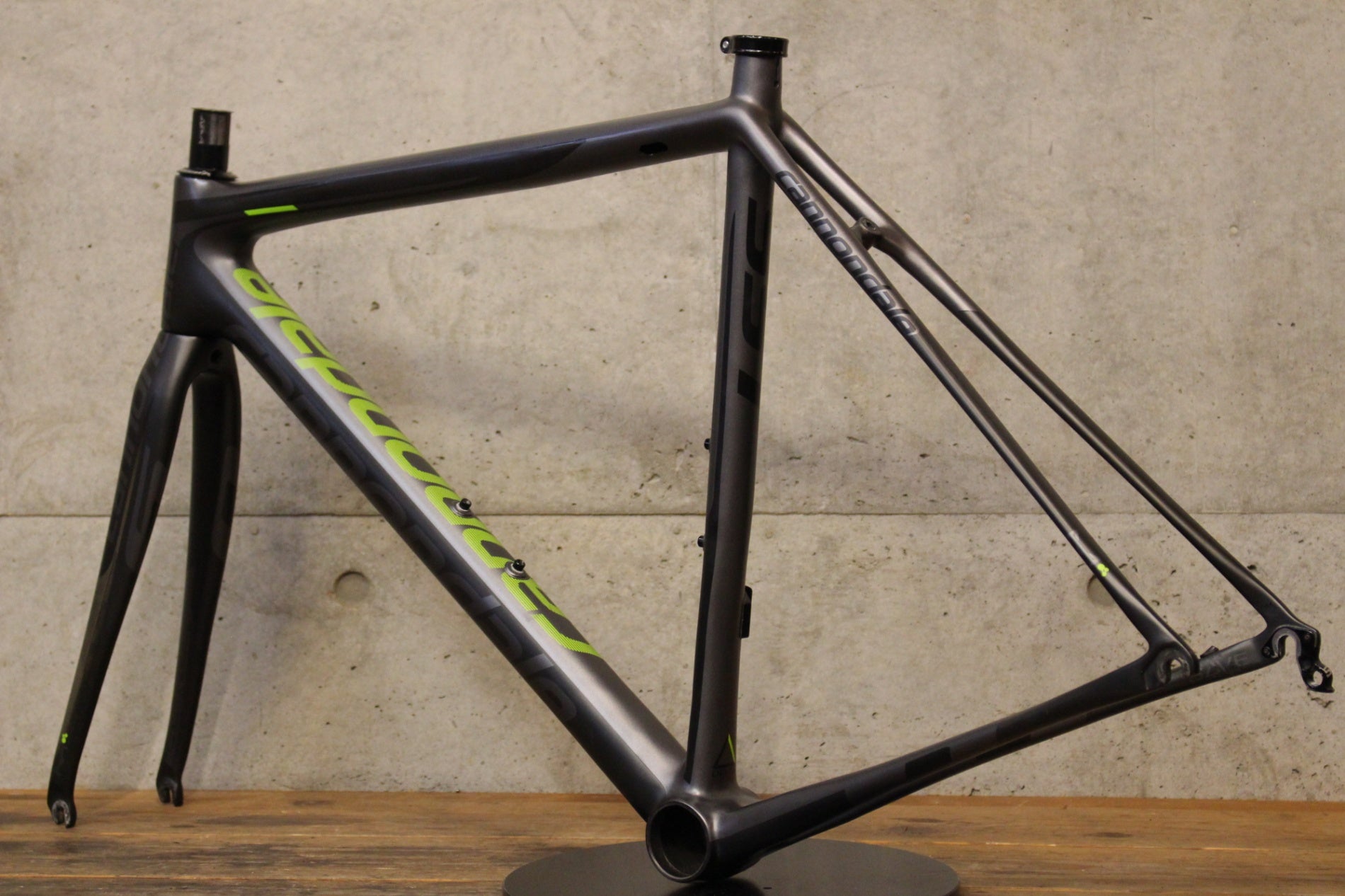 キャノンデール CANNONDALE スーパーシックス SUPERSIX EVO HI-MOD