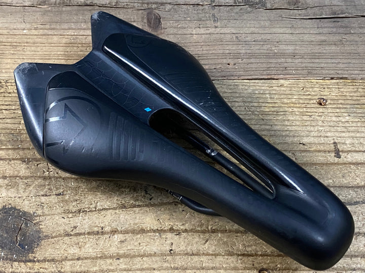 KK718 シマノ SHIMANO PRO AEROFUEL サドル 黒 142mm シワ スレ ※傷アリ
