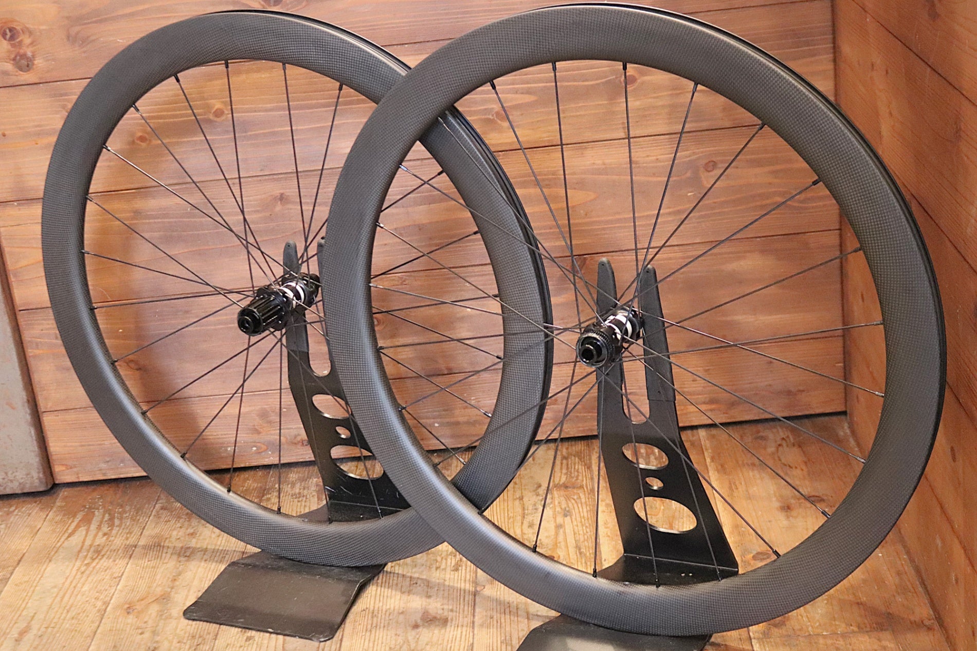 LWC 超軽量 カーボンホイール クリンチャー LWC カーボン クリンチャー ホイール シマノ 12/11Sフリー DTSWISS 350