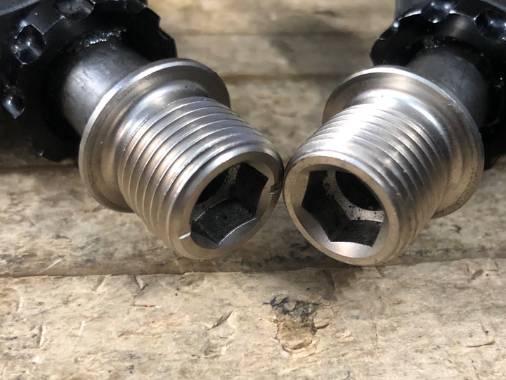 JU020 シマノ SHIMANO 105 PD-R7000 ビンディングペダル SPD-SL