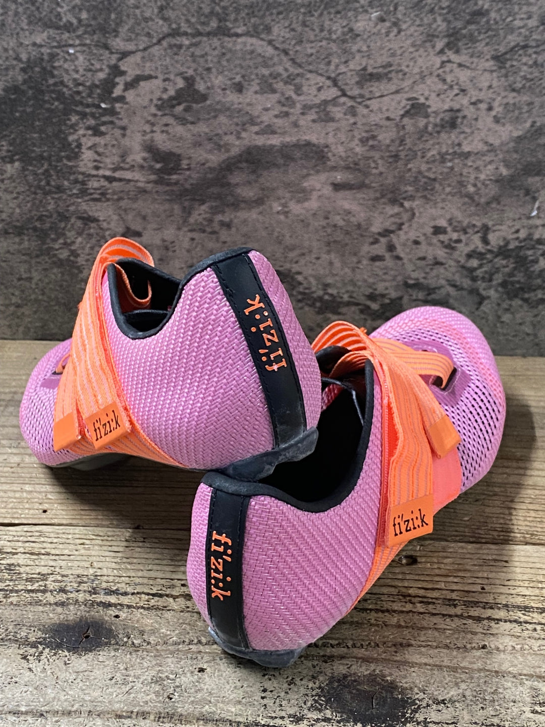 JS465 フィジーク fizik テンポ VENTO POWERSTRAP AEROWEAVE CARBON ビンディングシューズ ピンク EUR41