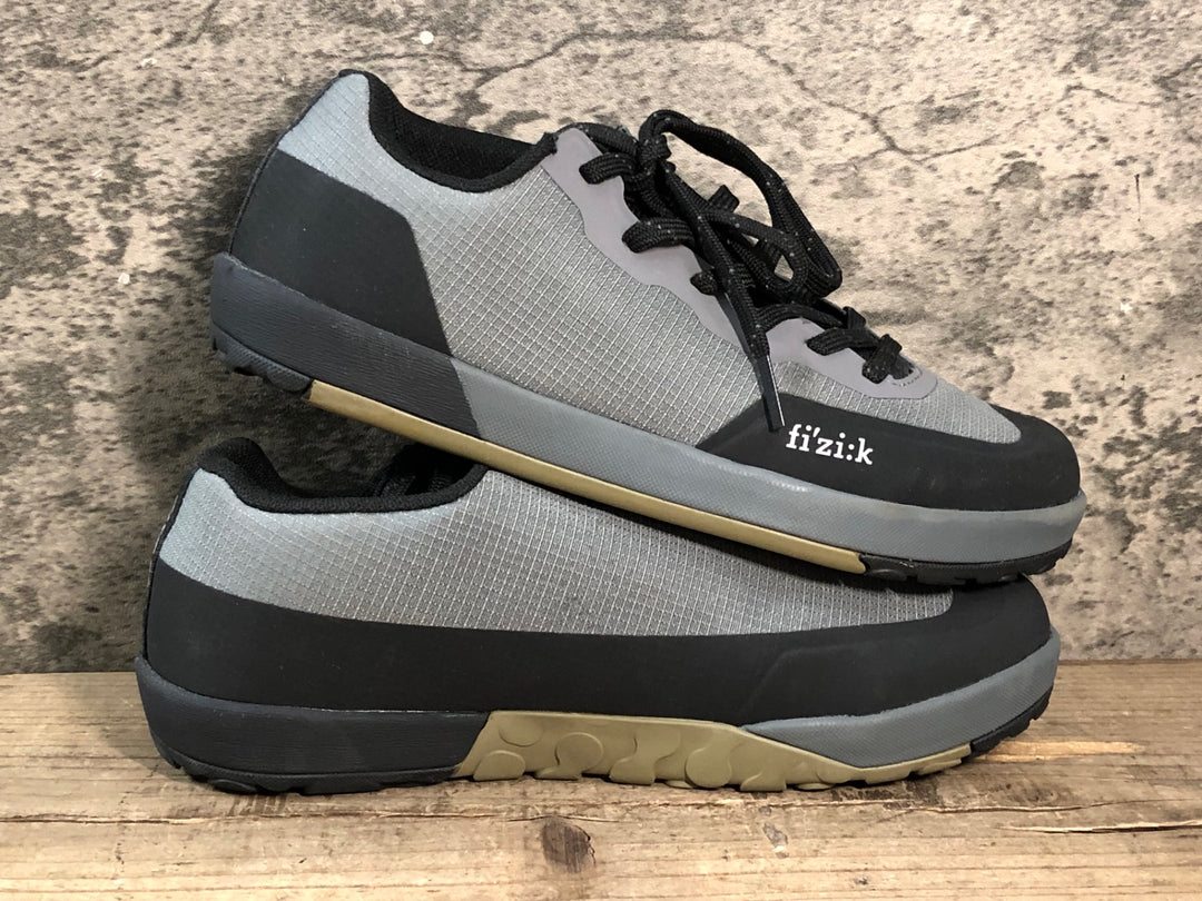 JU337 フィジーク fizik GRAVITA VERSOR FLAT shoes スニーカー フラットシューズ グレー 黒 EU39