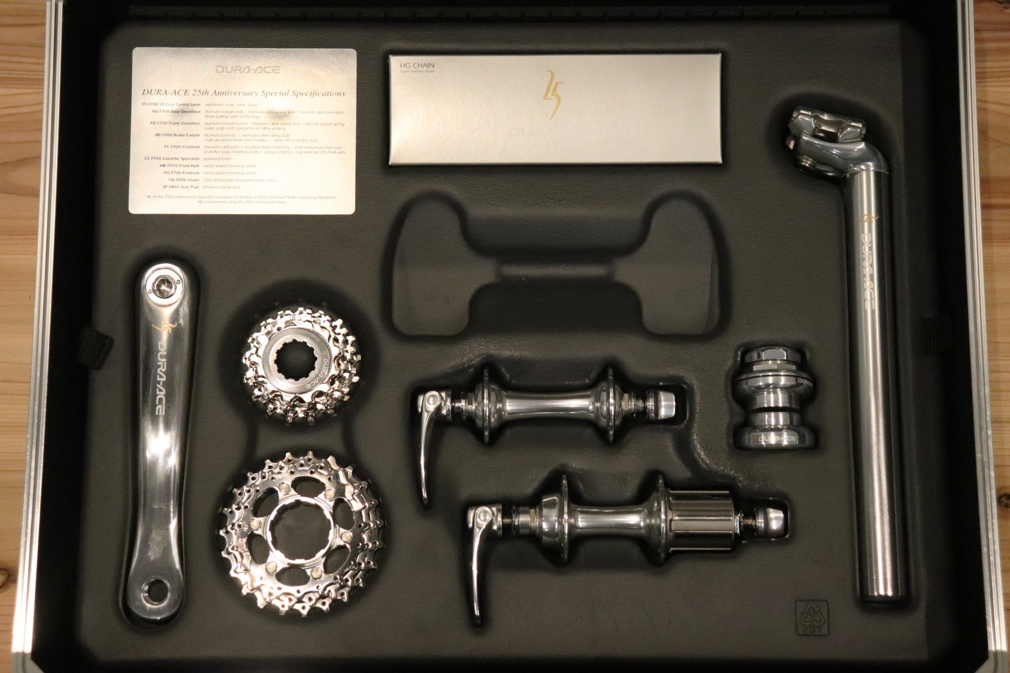 シマノ SHIMANO デュラエース DURA-ACE 25周年記念コンポーネント