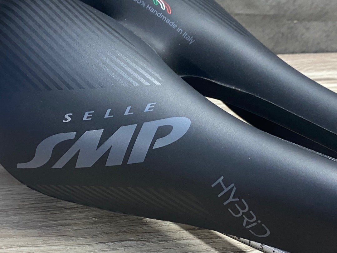 KE949 SELLE SMP HYBRID サドル 黒 140mm aisi 304 tubeレール