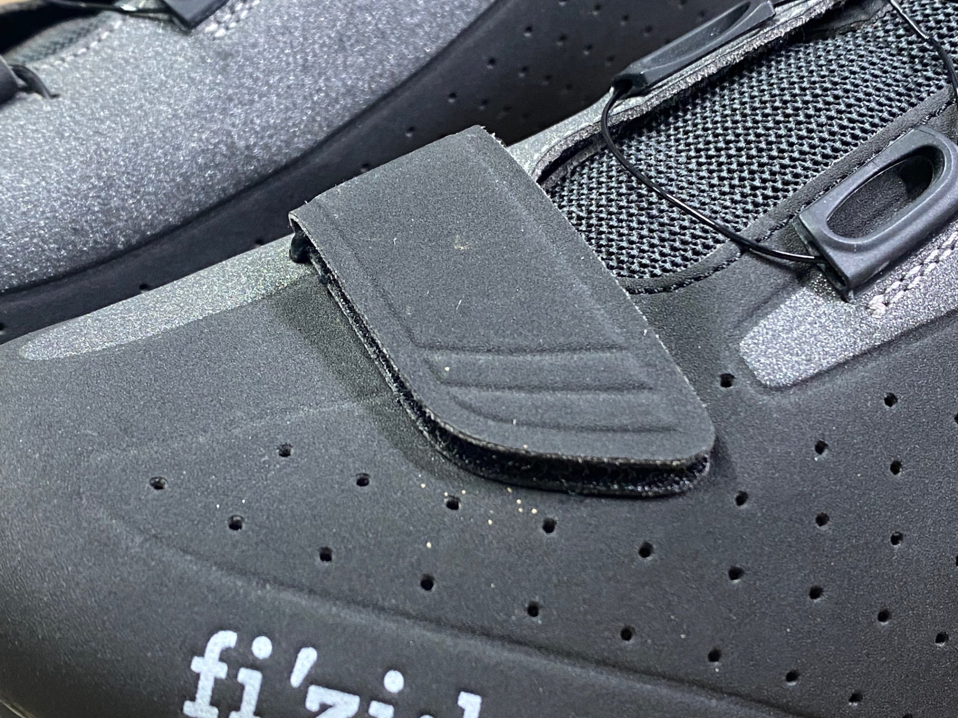 JL054 フィジーク Fizik R5 BOA MAN ビンディングシューズ SPD-SL 黒