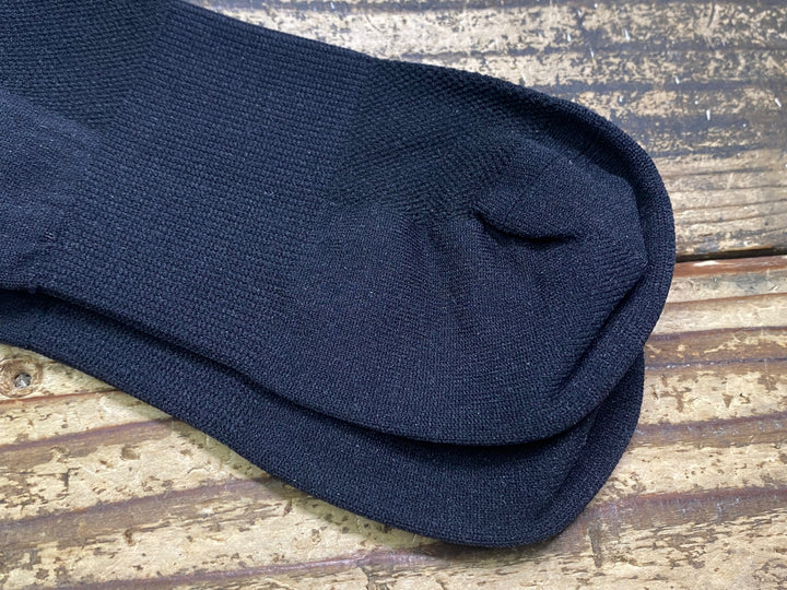 JK622 Rule28 エアロソックス AERO SOCKS 黒白 M ※未使用