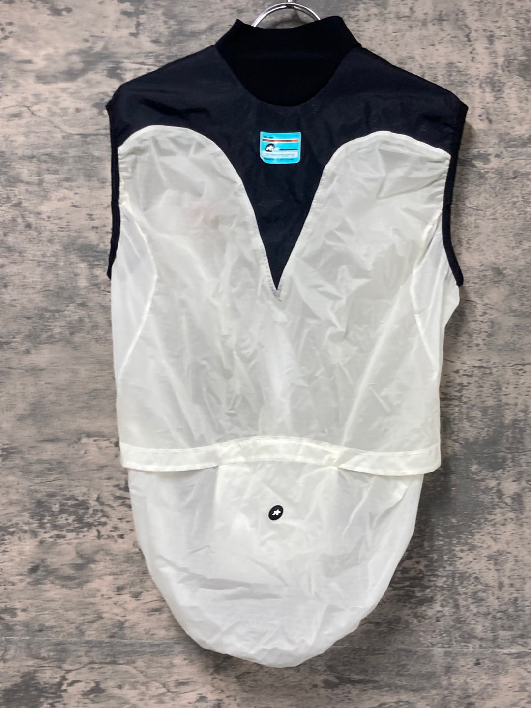 JQ563 アソス assos サイクルベスト ジレ 白 L