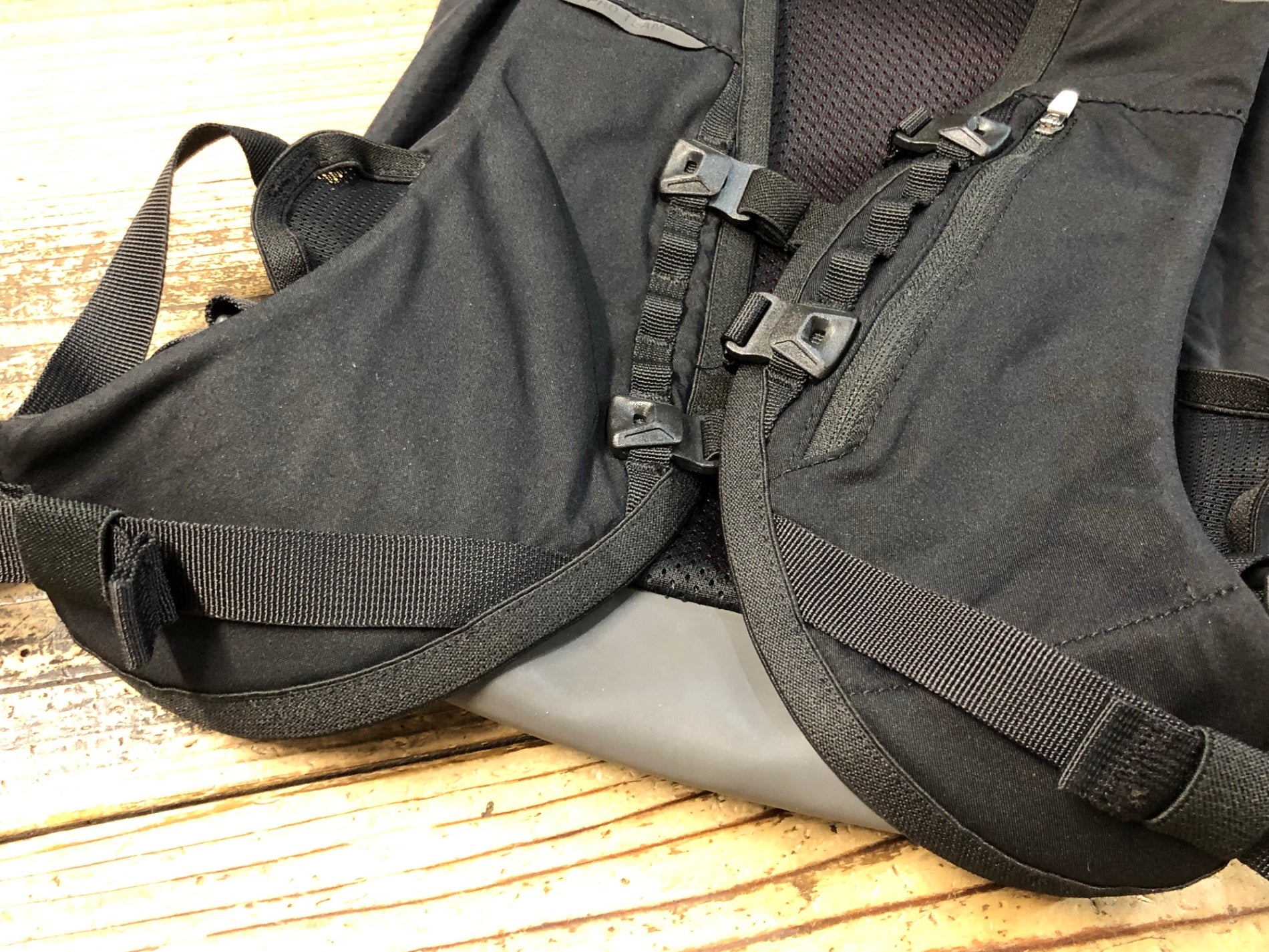 KD260 ラファ Rapha PRO TEAM LIGHTWEIGHT BACKPACK バックパック 黒