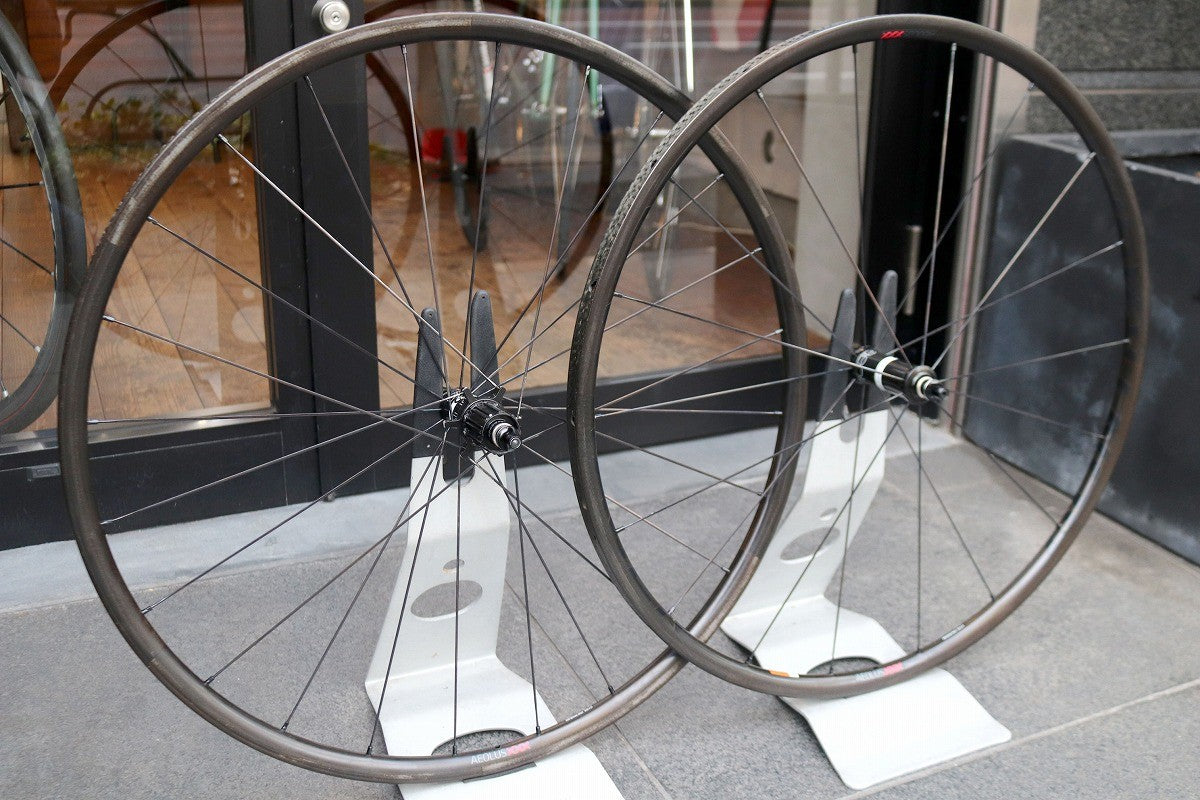 ボントレガー Aeolus XXX Tubular Bontrager Aeolus XXX 4 Tubular ロードホイール - Trek Bikes (JP)