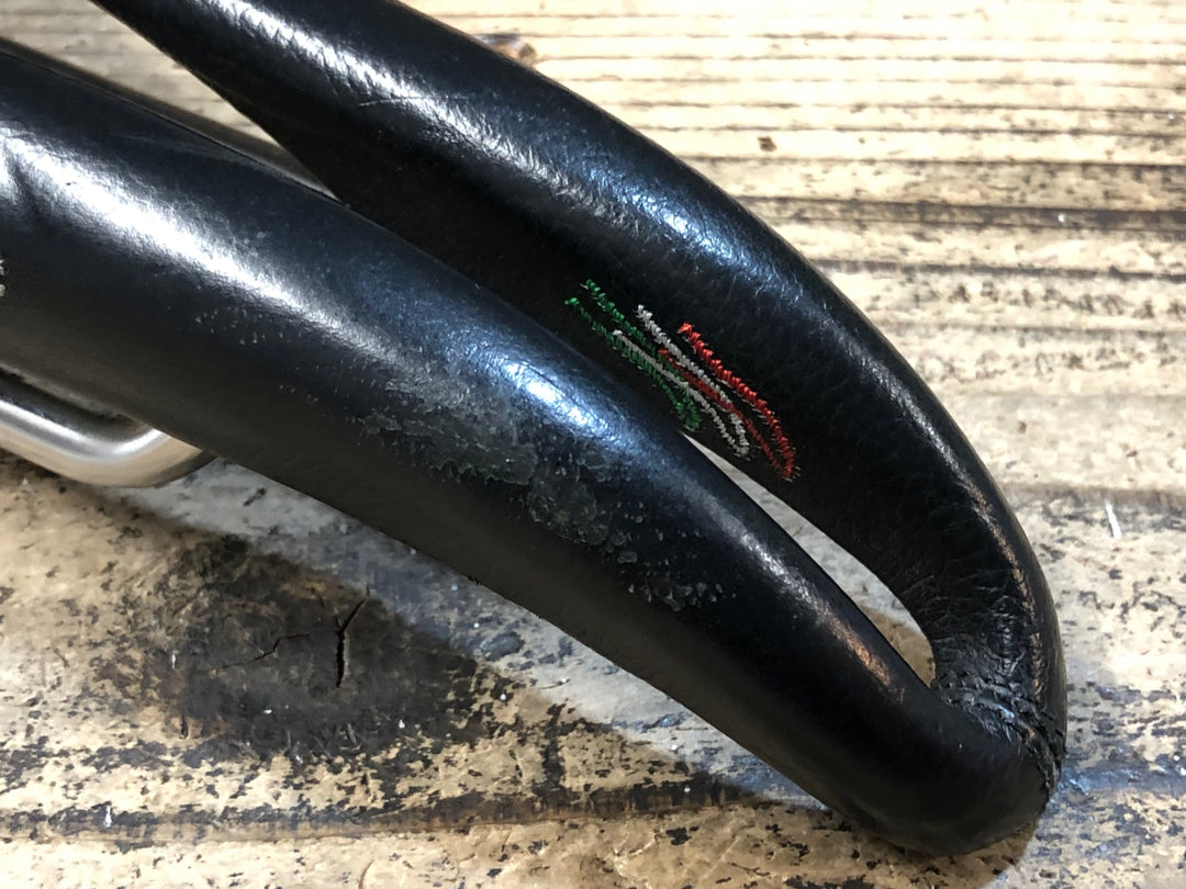 JY760 SELLE SMP dynamic サドル 黒 138mm inox tube