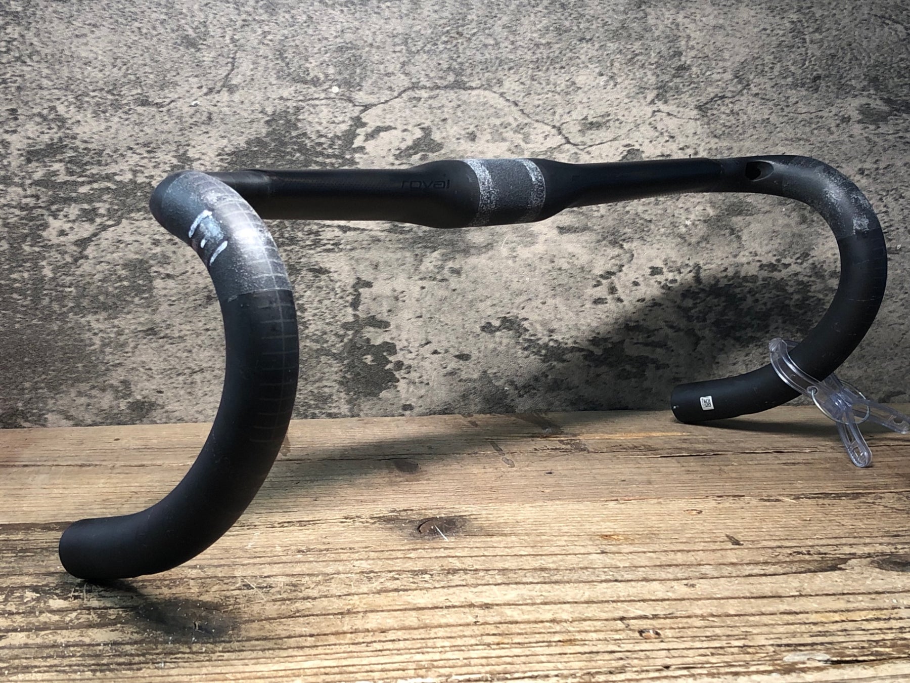 JN136 ロヴァール ROVAL RAPIDE Road Bar カーボン ドロップハンドル