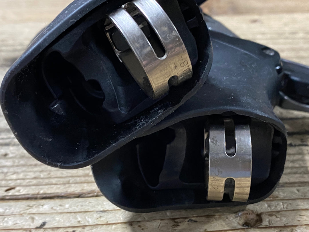 KC859 シマノ SHIMANO 105 ST-5600 STIレバー 左右セット ※変速不良のためジャンク