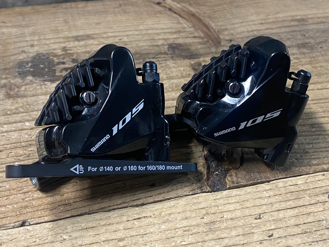 KB042 シマノ SHIMANO 105 BR-R7070 ディスクブレーキ キャリパー セット 油圧