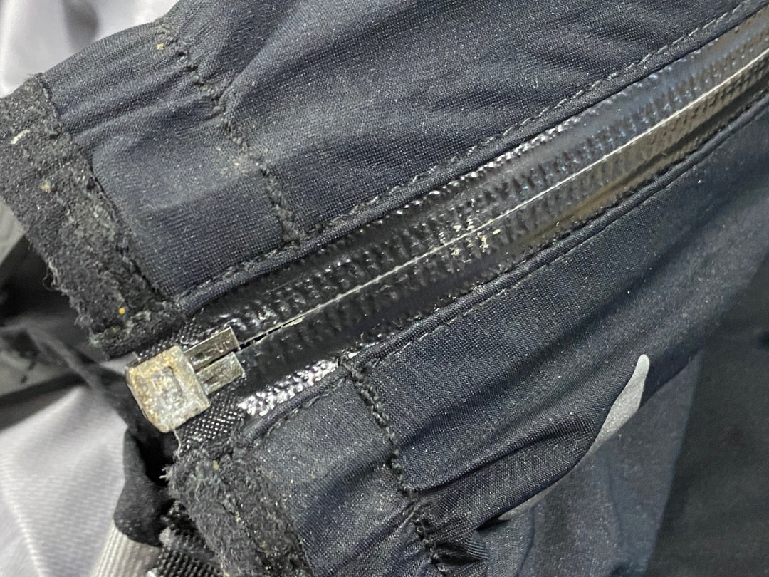 KJ040 モンベル mont-bell レイン シューズカバー 黒 XL ※錆あり