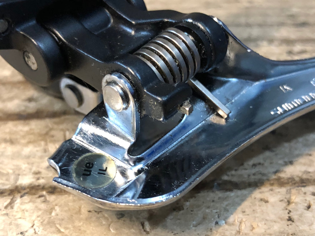JR069 シマノ SHIMANO 105 FD-5700 フロントディレイラー 2S バンド式 Φ31.8