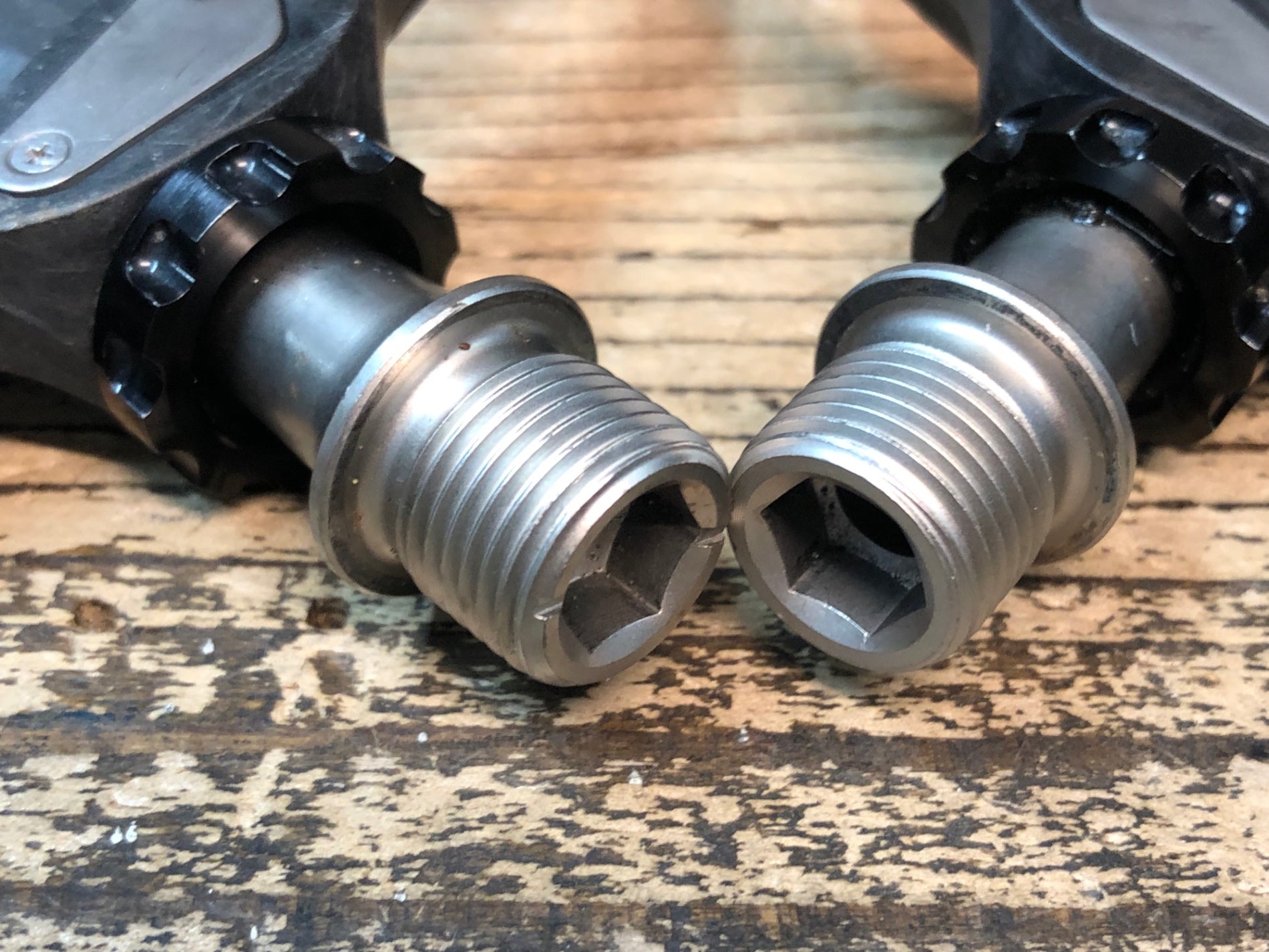 JG057 シマノ SHIMANO 105 PD-R7000 ビンディングペダル SPD-SL – BICI