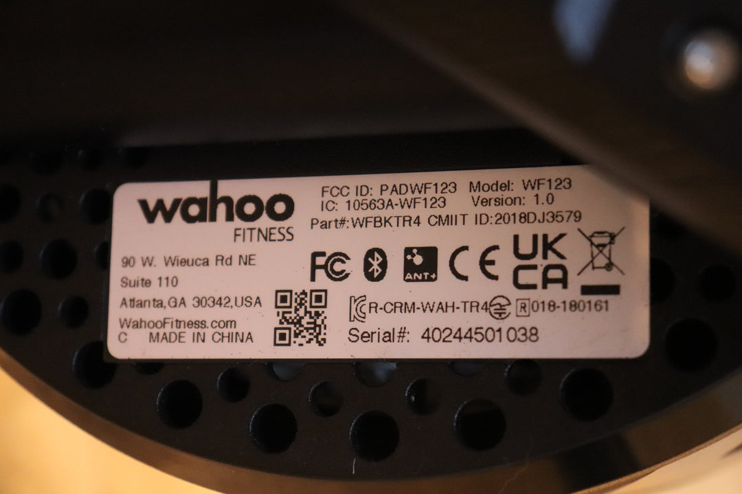 ワフー WAHOO キッカーコア KICKR CORE スマートローラー ダイレクトドライブ ローラー台 【さいたま浦和店】