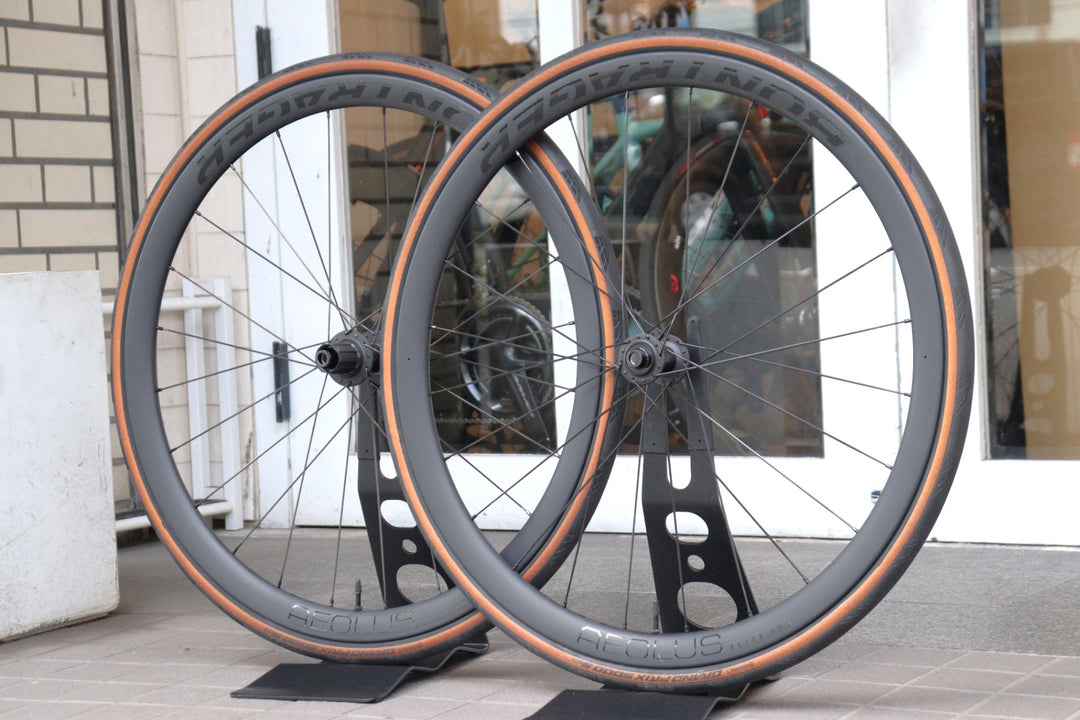 ボントレガー BONTRAGER アイオロス エリート AEOLUS ELITE 35 TLR DISC カーボン チューブレスレディ ホイールセット シマノ11S/12S 19C 【横浜店】