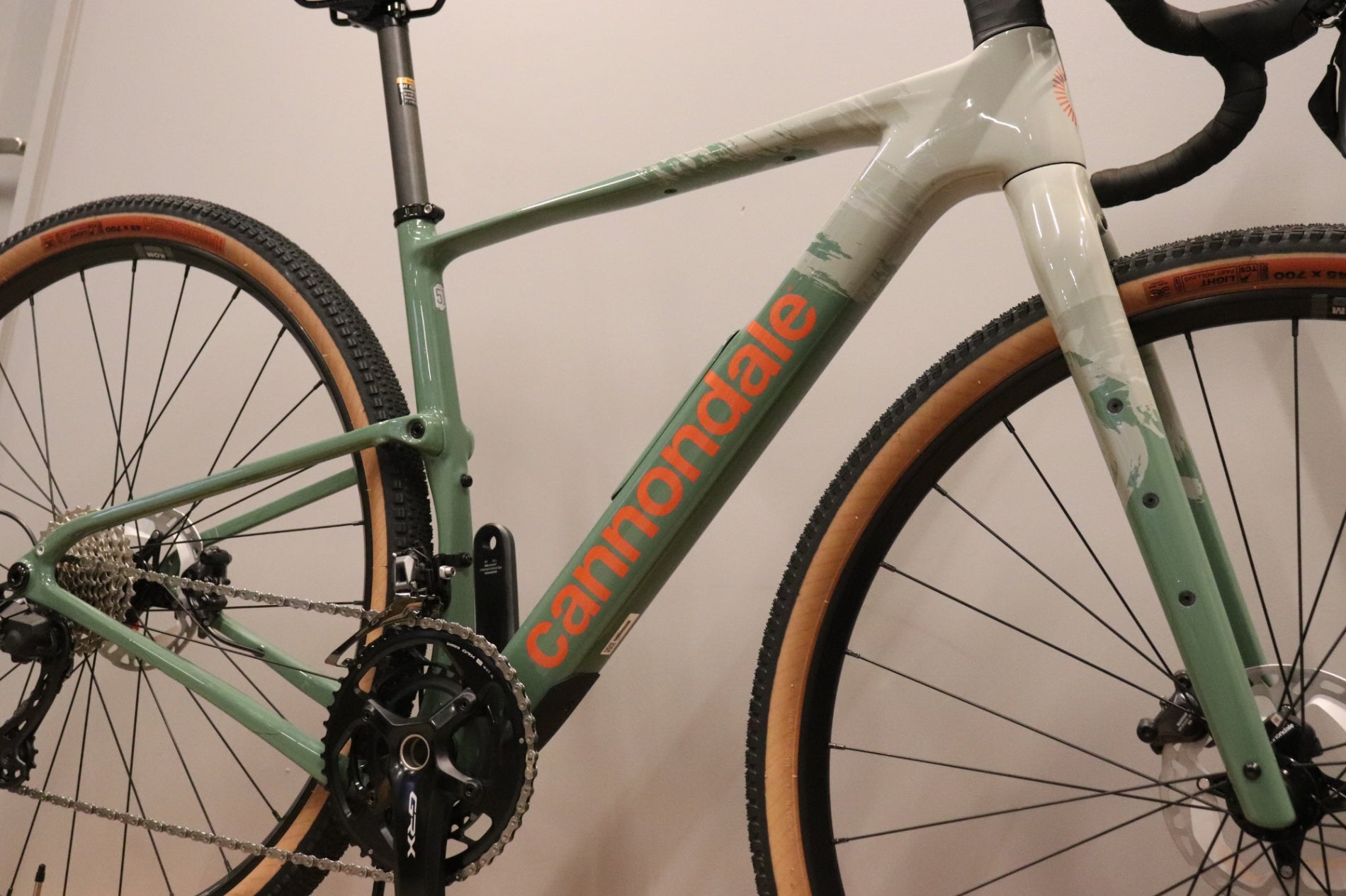 未使用 キャノンデール CANNONDALE トップストーン TOPSTONE CARBON 2