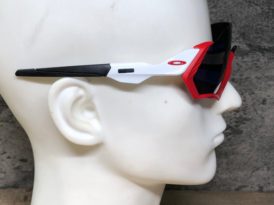 JO336 オークリー OAKLEY フライトジャケット FLIGHT JACKET サングラス アイウェア 白 赤 ※レンズスレ