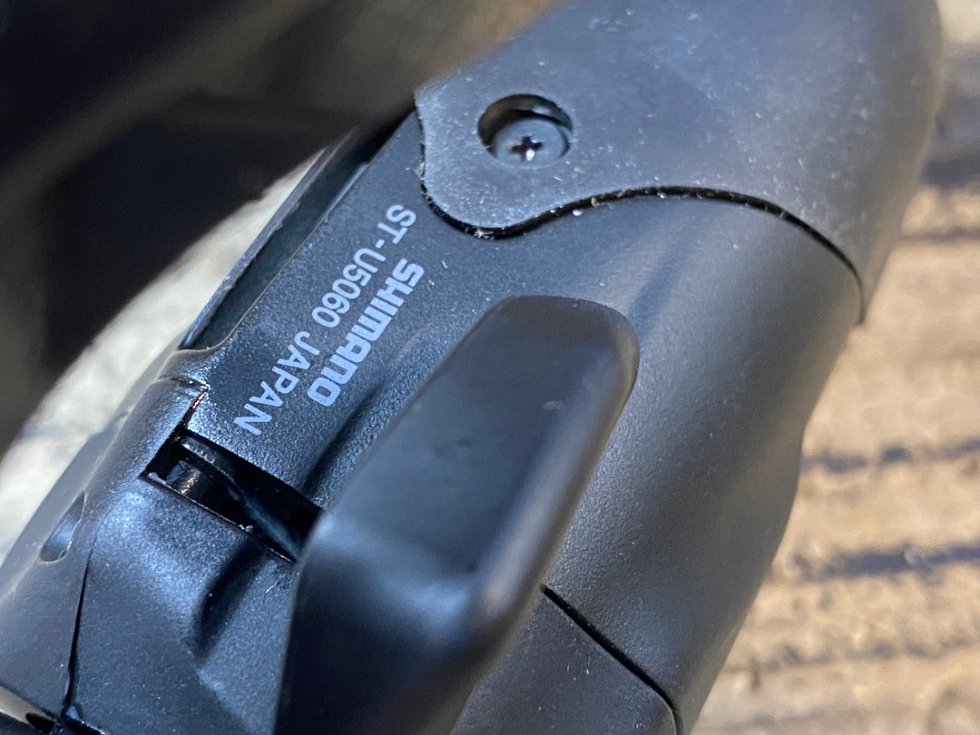 JU377 シマノ SHIMANO メトレア METREA ST-U5060 ブルホーンバー用STIレバー 油圧ブレーキ 2×11S 未使用