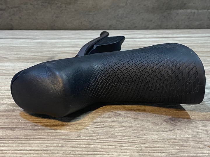 JR072 スラム SRAM RED eTAP D1 レバー 11S 右 ※クランプ部割れのためジャンク 動作未確認