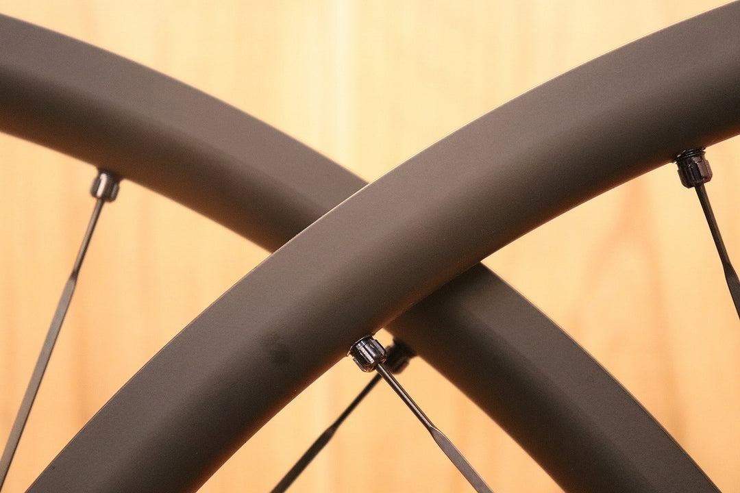 マヴィック MAVIC キシリウム KSYRIUM S25 DISC アルミ チューブレスレディ ホイールセット シマノ 11S/12S 19C 【芦屋店】