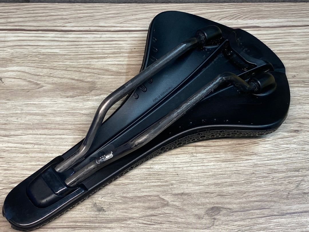JK629 フィジーク fizik ANTARES VERSUS EVO R1 ADAPTIVE サドル 黒 カーボンレール 149mm ※プレート欠品