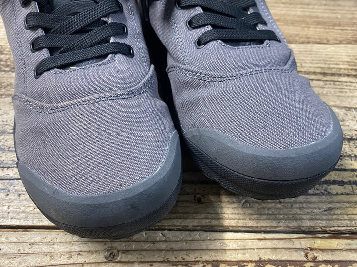 KC014 スペシャライズド SPECIALIZED 2FO Roost Canvas フラットシューズ 茶 黒 EU41