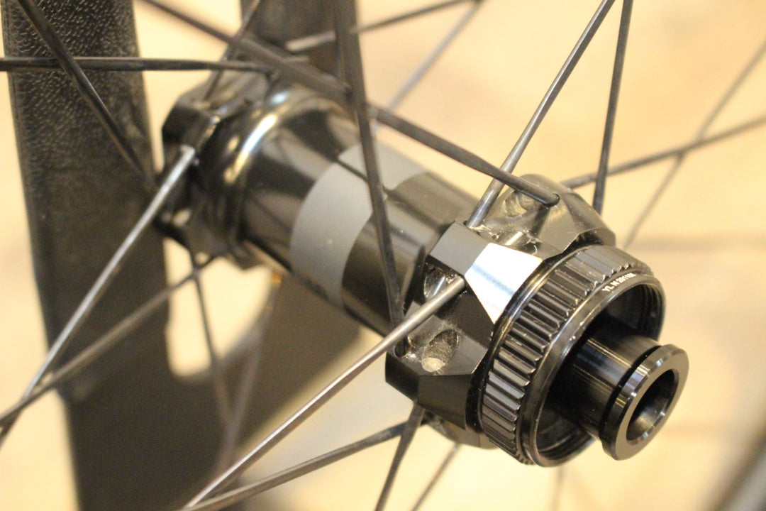 ボントレガー BONTRAGER アイオロス プロ AEOLUS PRO 37 DISC カーボン チューブレスレディ ホイールセット シマノ12/11S 【名古屋店】