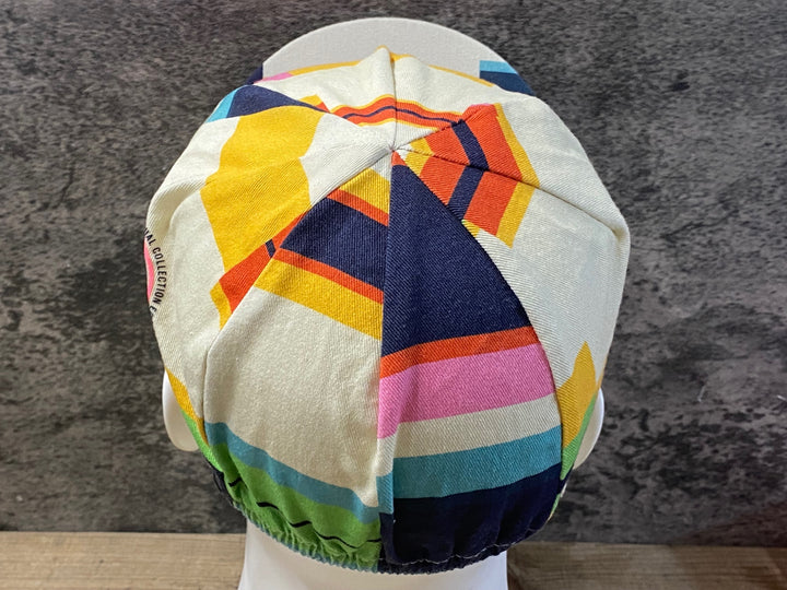 KD253 ラファ Rapha RCC ANNUAL CAP サイクルキャップ ベージュ 総柄 ワンサイズ