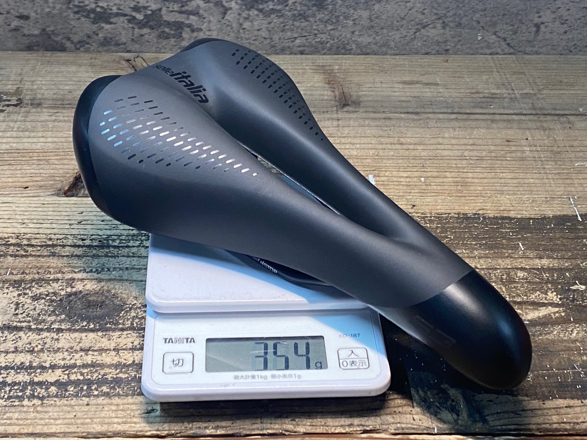 Selle Italia Century サドル ハート型 ブラック JI252 セライタリア selle Italia S3 サドル 黒 – BICI AMORE ONLINE STORE