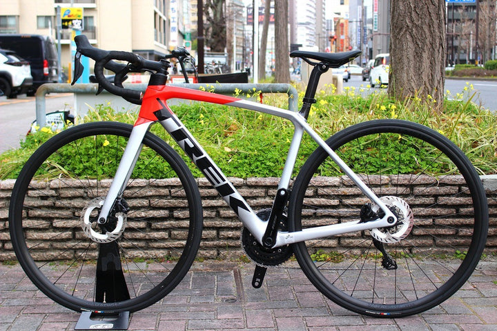 トレック TREK エモンダ ディスク EMONDA SL6 DISC 2023 52サイズ シマノ 105 Di2 R7170 12S カーボン ロードバイク 【名古屋店】