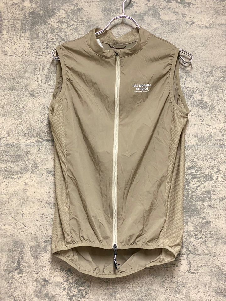 KQ977 パスノーマルスタジオ PAS NORMAL STUDIOS サイクルベスト ジレ 茶 XL