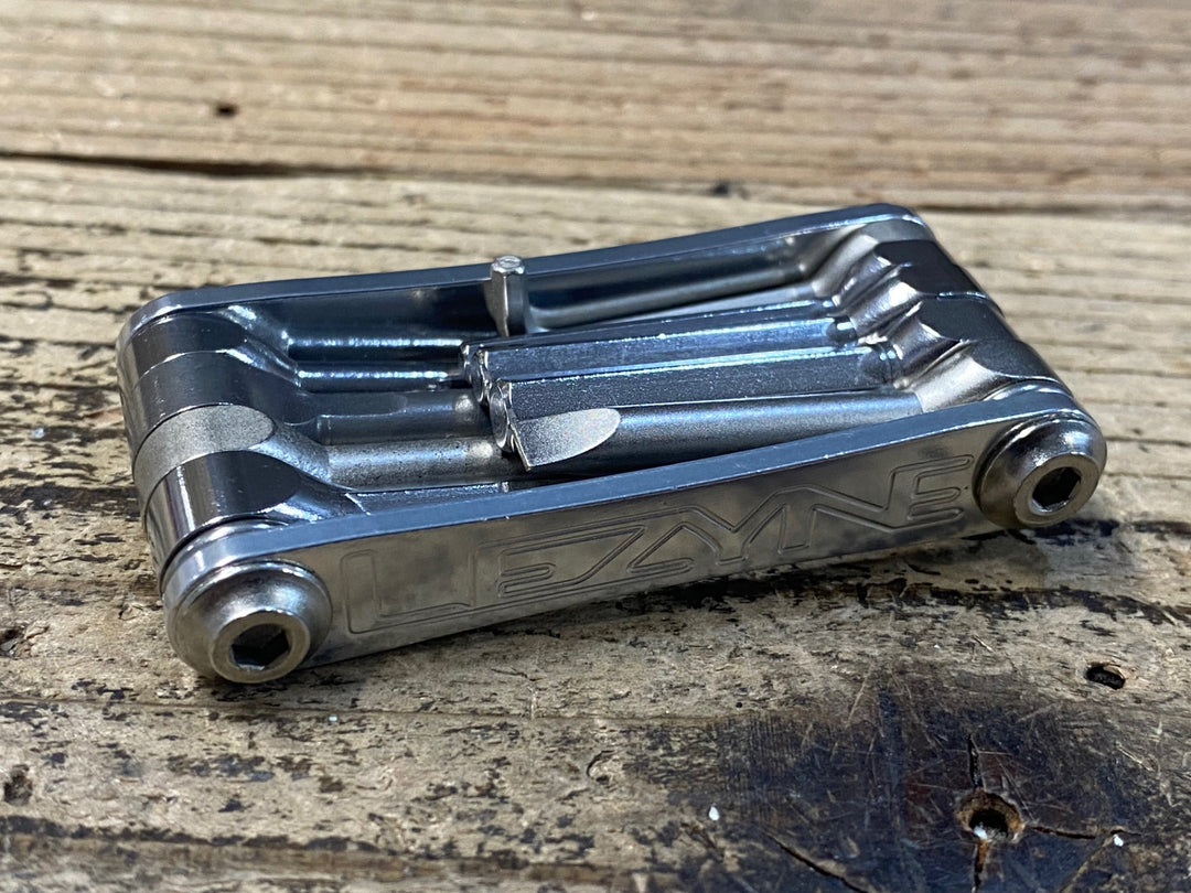 KD044 レザイン LEZYNE V5 携帯工具