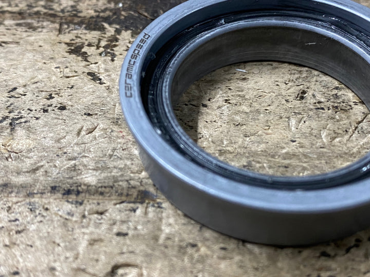 JQ416 セラミックスピード CERAMICSPEED PF41 セラミック ボトムブラケット Φ30