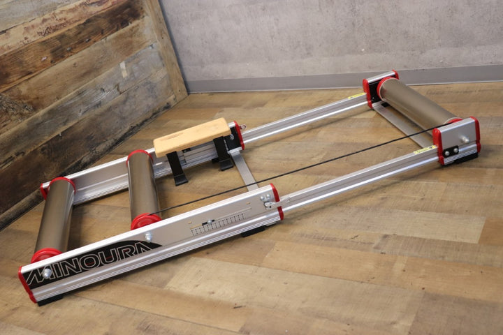 ミノウラ MINOURAライブロール LiveRoll R700 3本ローラー 【さいたま浦和店】