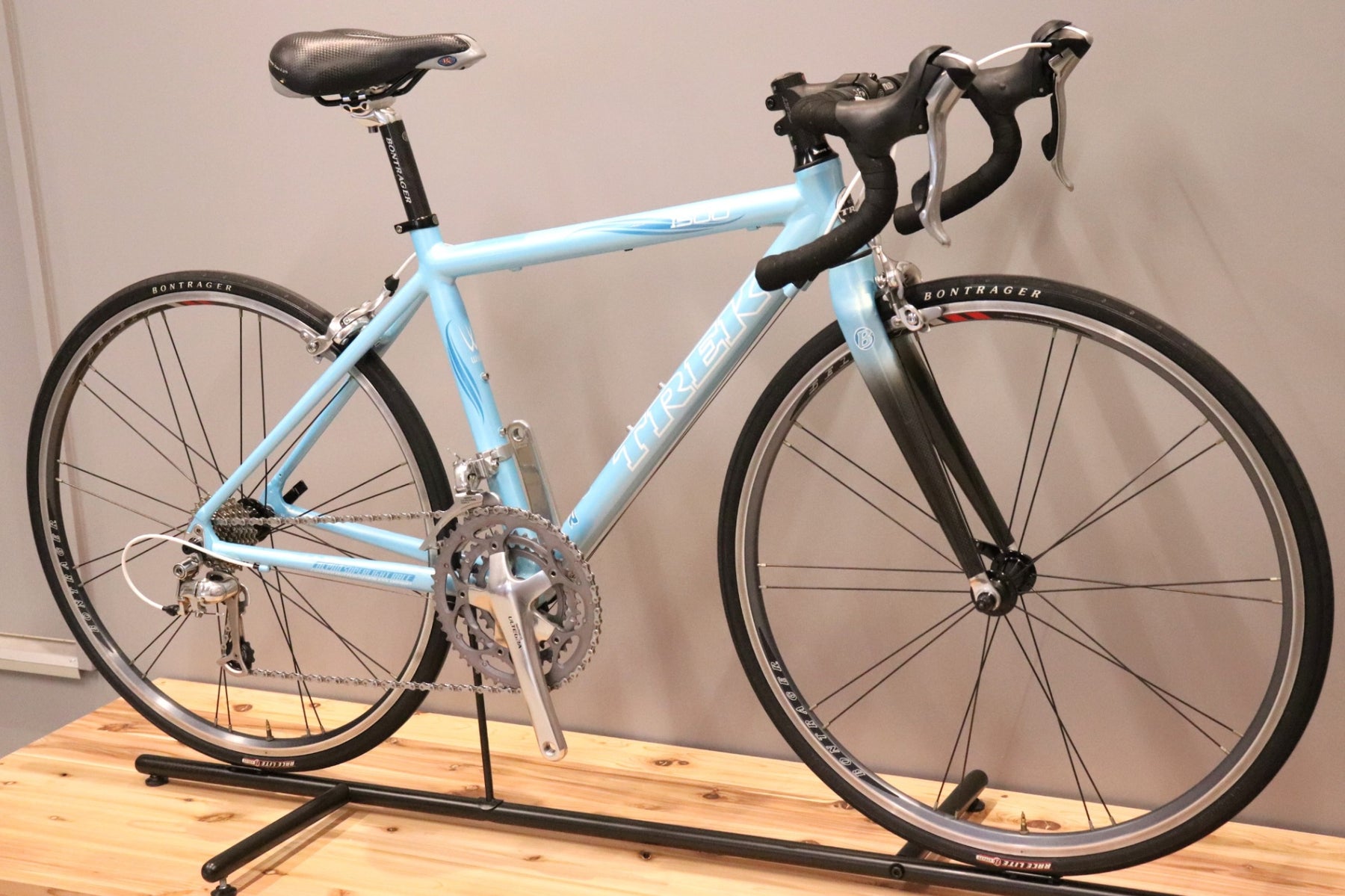 【中古】TREK ロードバイク アルテグラ 10s【プロの整備済】 トレック TREK 1500 WSD 2006モデル シマノ アルテグラ 6600 3×10S