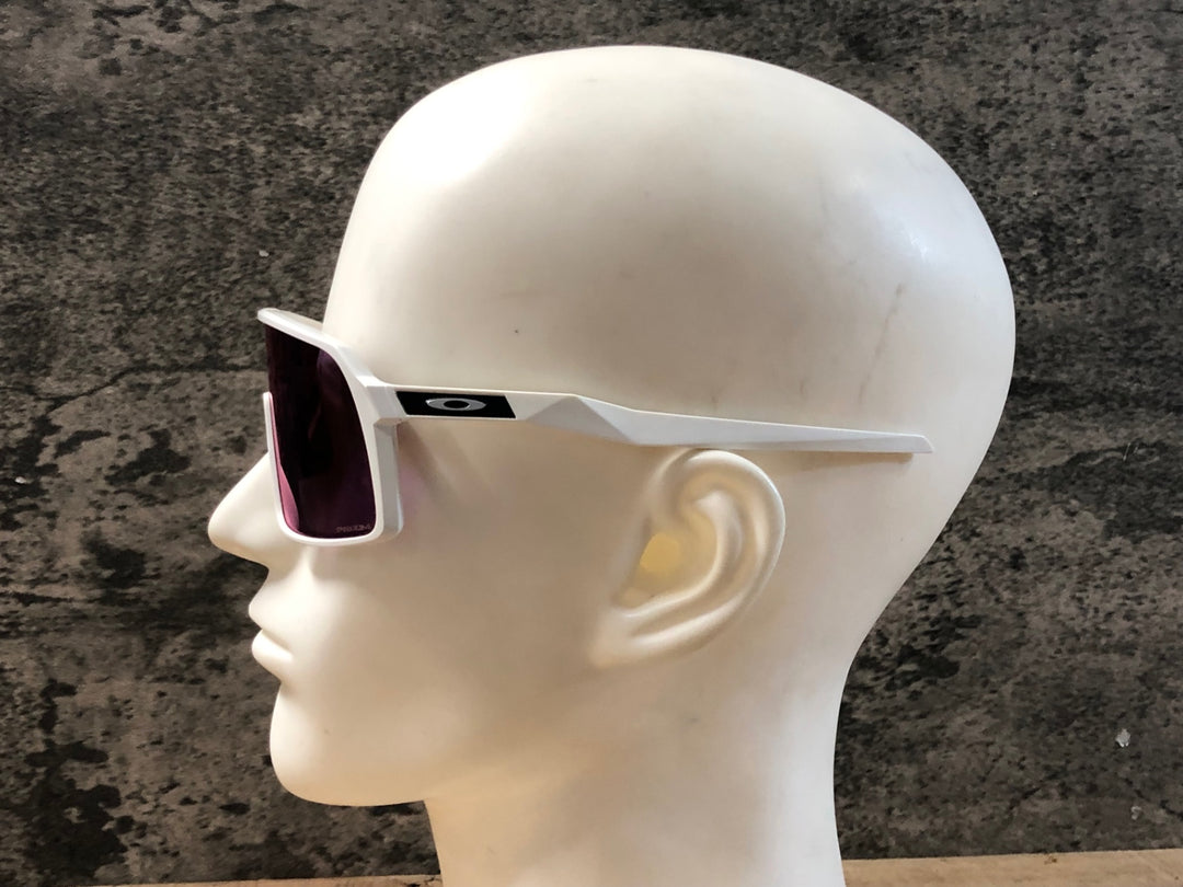 KD264 オークリー OAKLEY SUTRO アイウェア サングラス 白 PRIZMレンズ