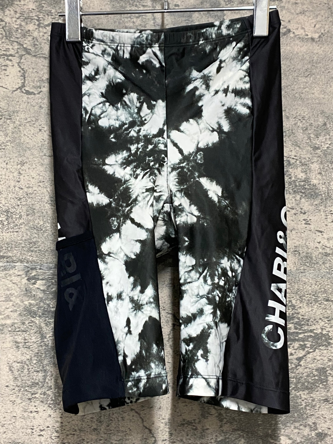 JO747 ルコックスポルティフ le coq sportif CHARI＆CO レーサーパンツ 黒 白 サイズ不明